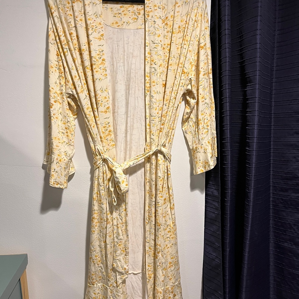 Soft Surroundings Yellow Floral Robe